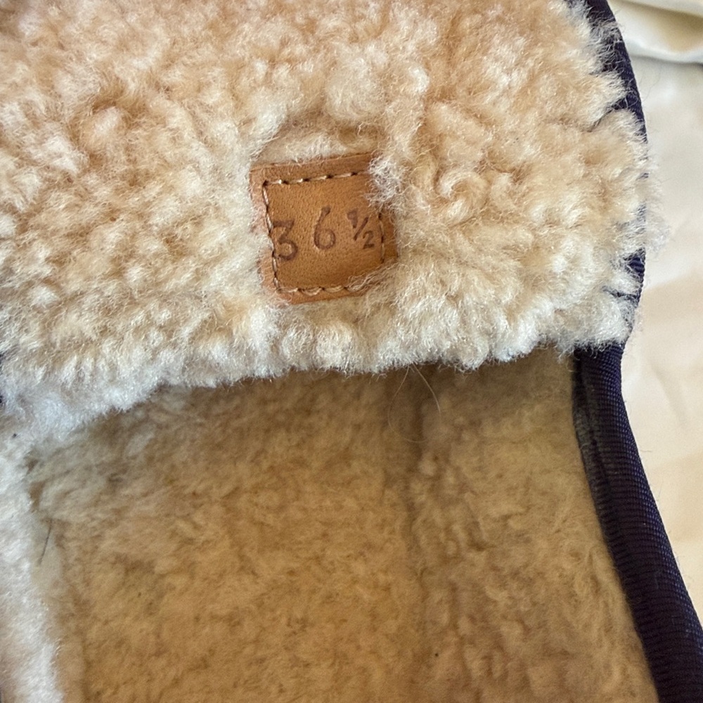 Gucci Shearling Lined Espadrilles - image 6